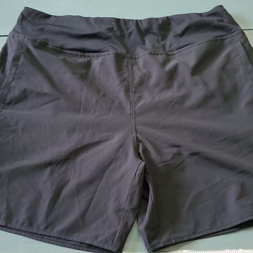 SOOTHFEEL, WOMEN'S bathing suit‎ shorts bottoms. Black size XXL with pockets.